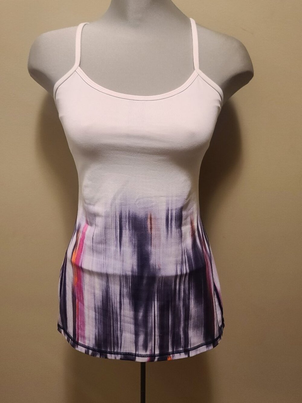 Lululemon Racerback Tank Top - Size 8